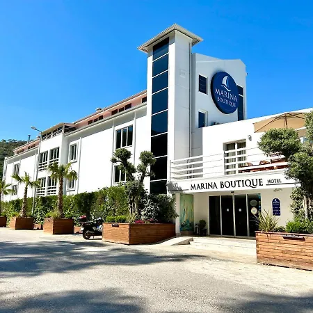 Marina Boutique Φετιγιέ